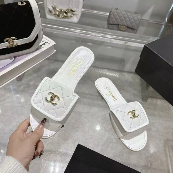 Chanel flip flops flat sandals - Picture 6 of 7